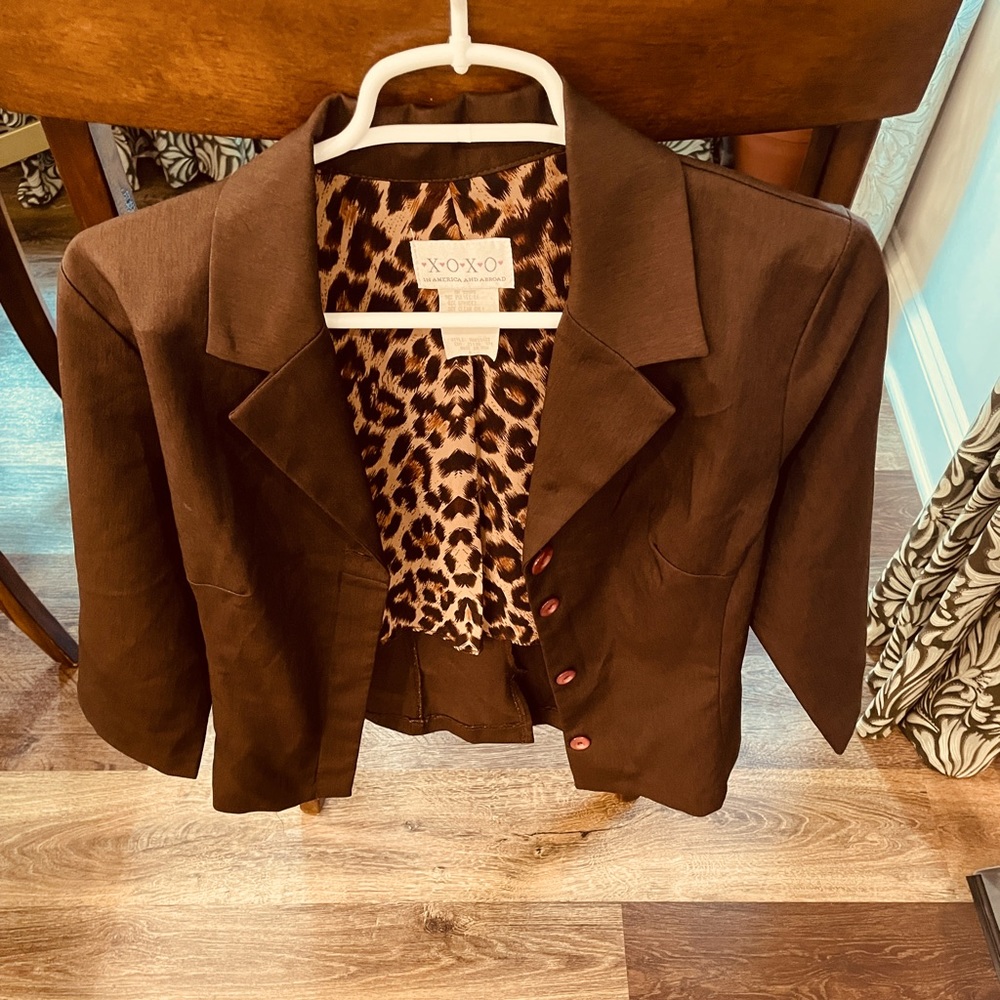 VINTAGE XOXO Women’s Blazer!